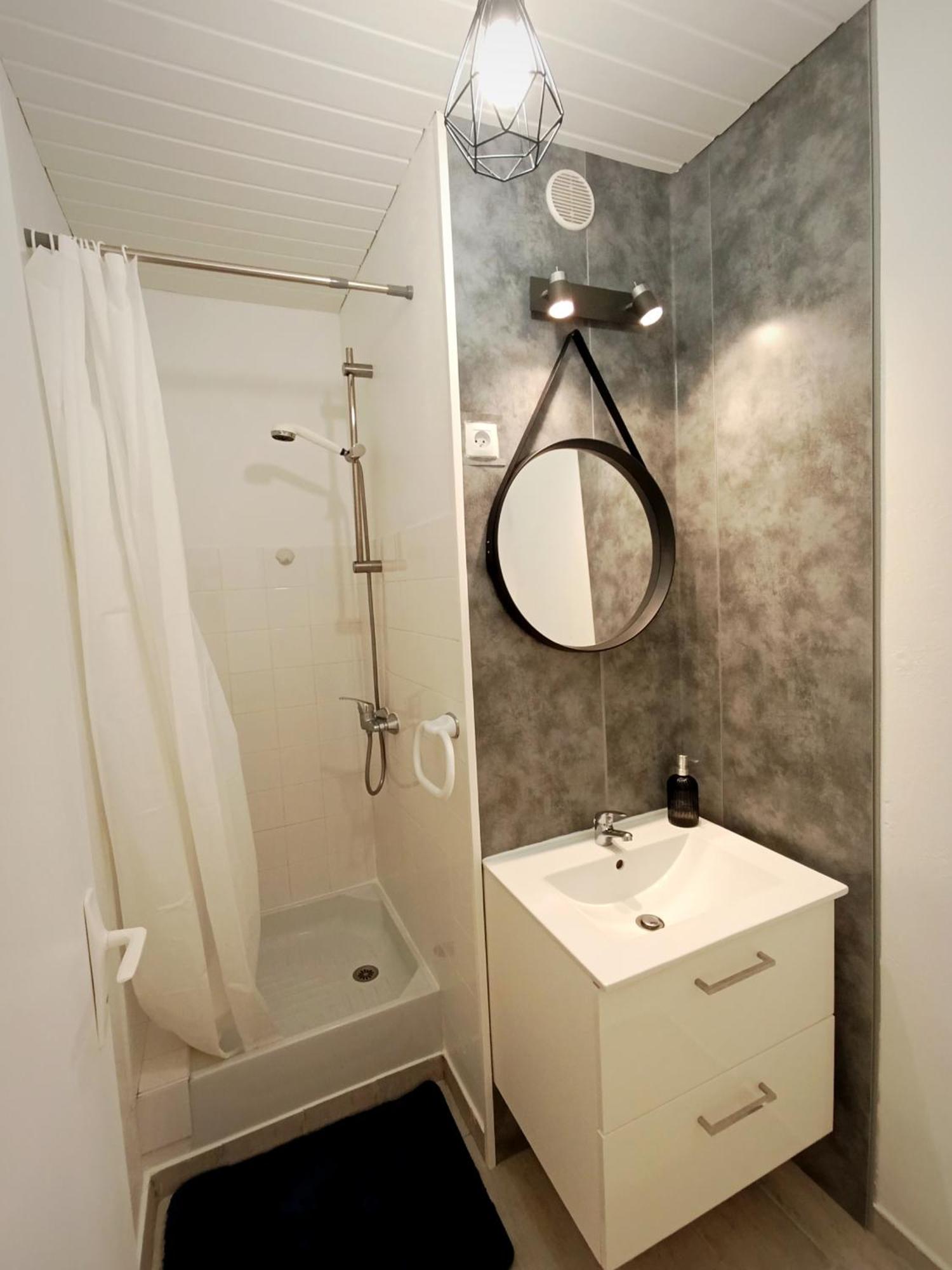 Appartement Face Mer 4 Personnes Linge De Maison Et Papier Toilette Non Fournis 생 힐레르 드 리에 외부 사진